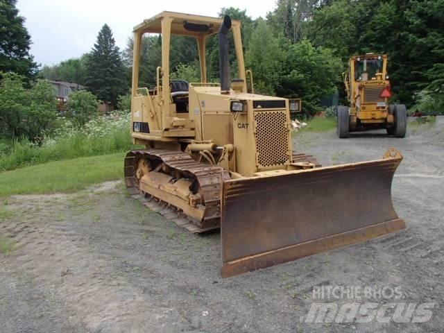 CAT D 3 C Верижни булдозери
