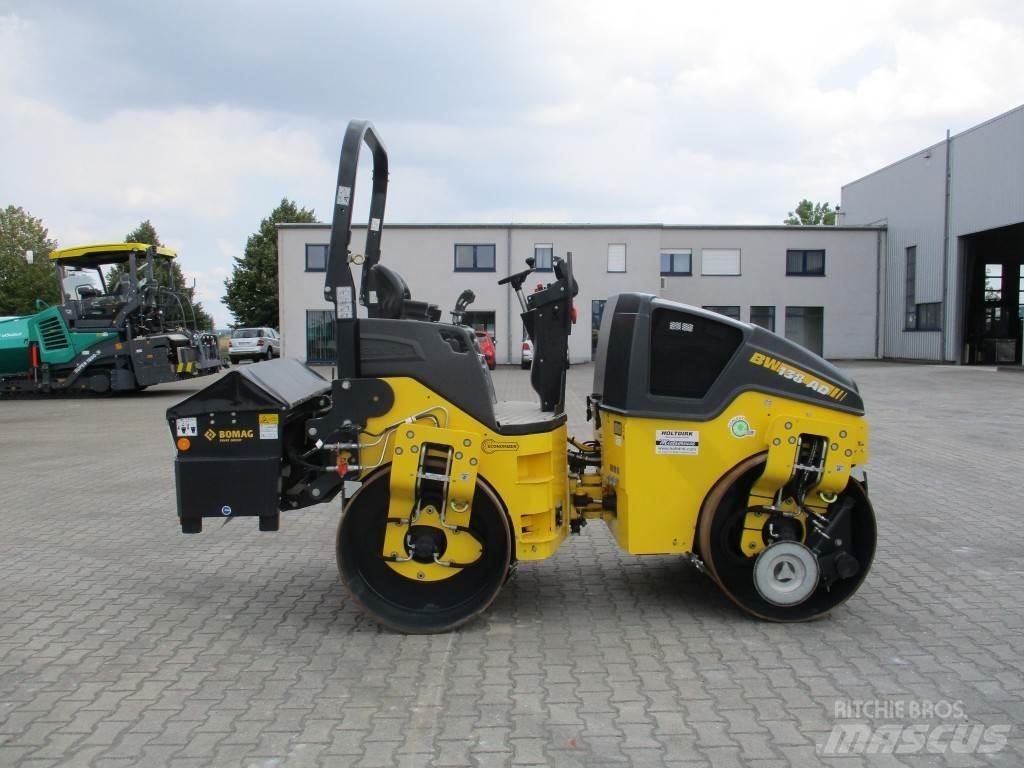 Bomag BW 138 AD-5 Двойни барабанни ролки
