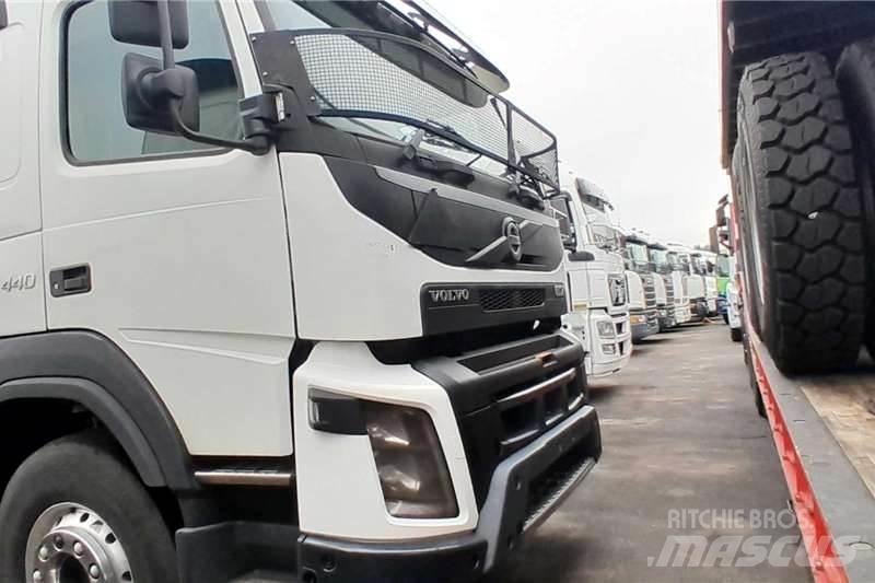 Volvo FMX 440 Други