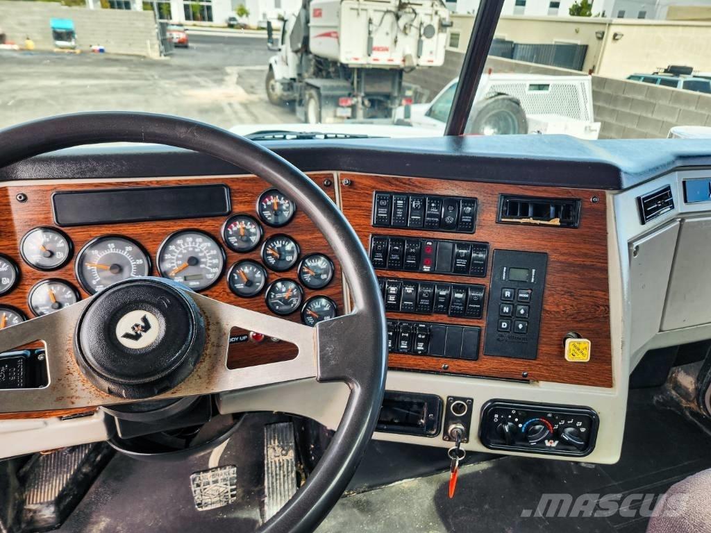 Western Star 4900 SB Комби / вакуум камиони
