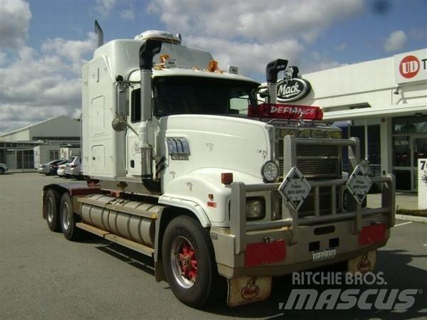 Mack Superliner Влекачи