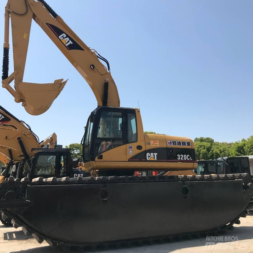 CAT 320 C L Багери амфибии