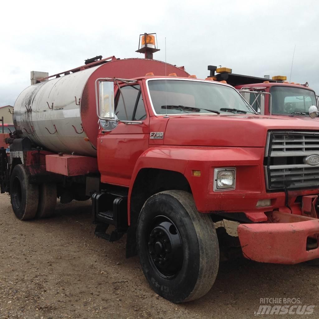Ford F 700 Автобетоновози
