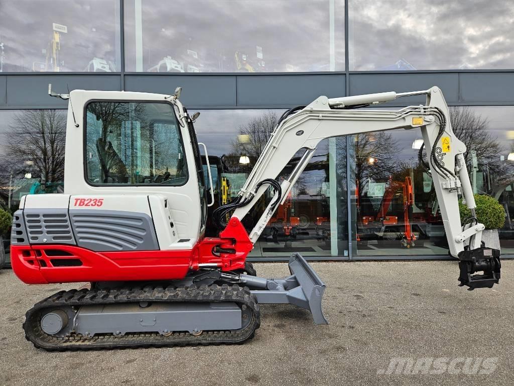 Takeuchi TB 235 Мини екскаватори < 7 т