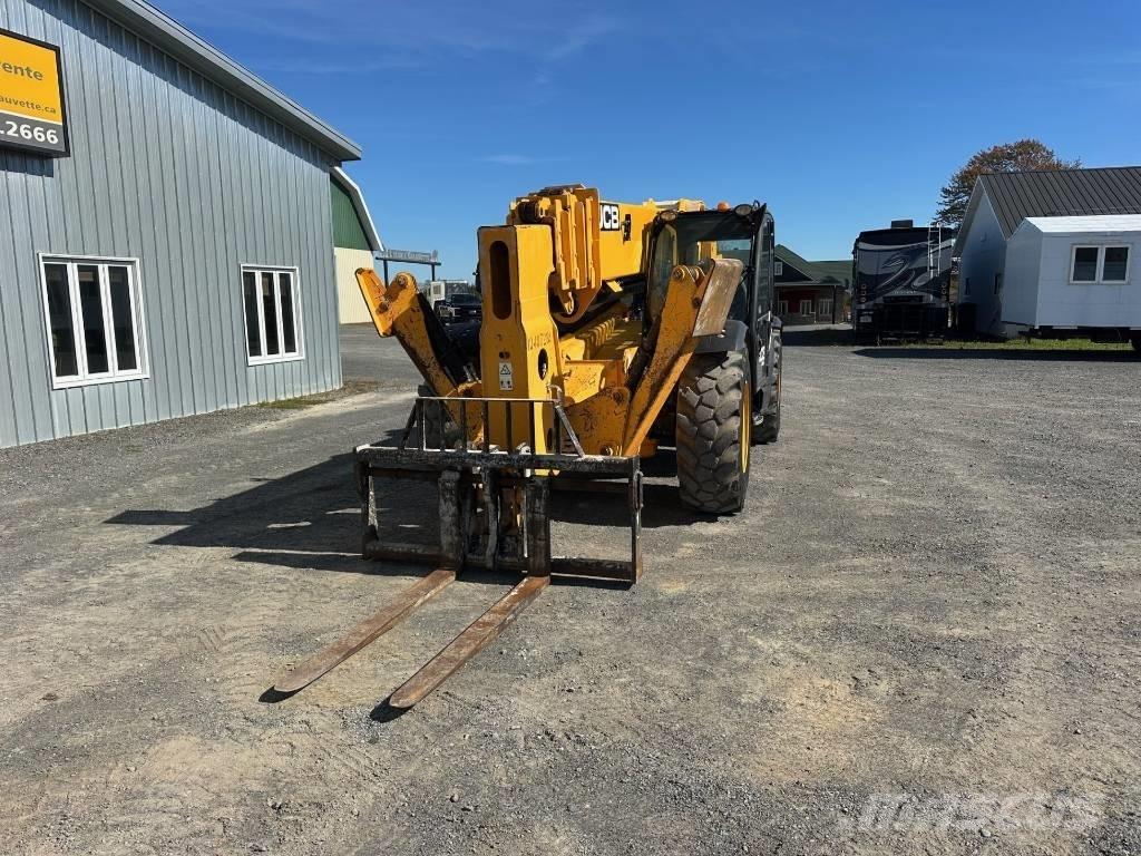 JCB 512-56 Телескопични товарачи