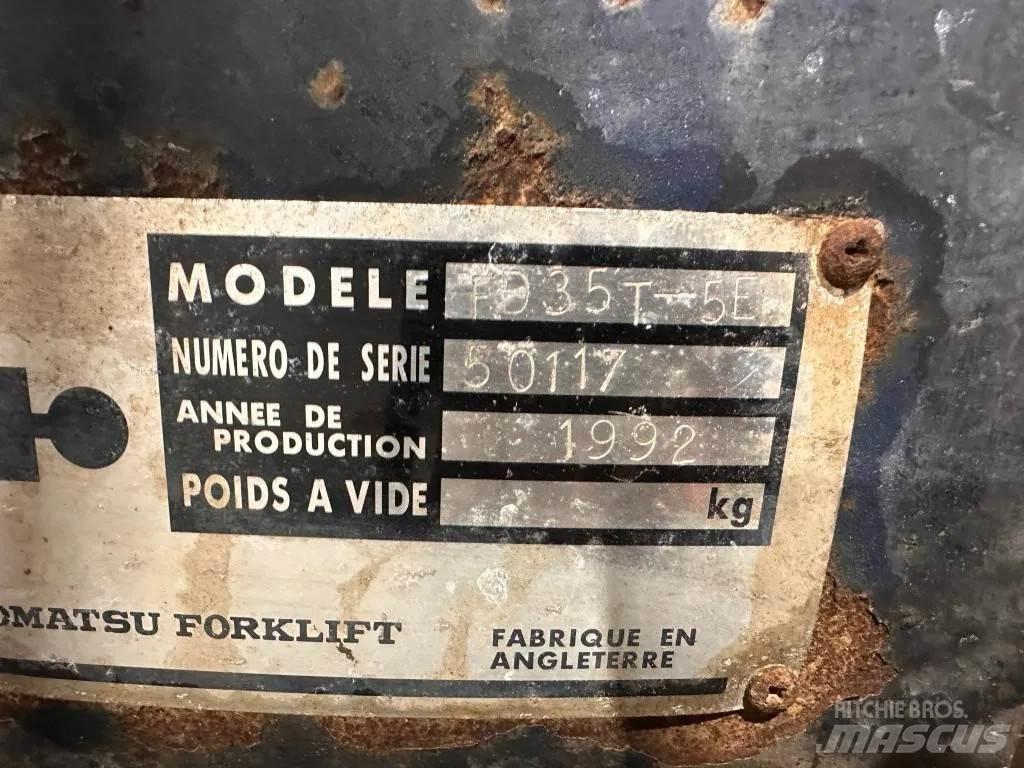 Komatsu FD 35 Дизелови камиони