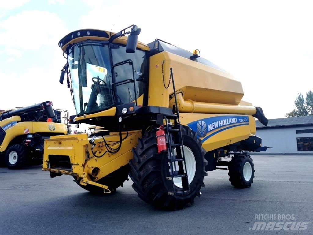 New Holland TC 5.70 Комбайни