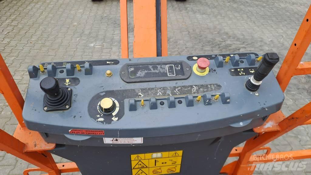 JLG 460 SJ Телескопични повдигачи
