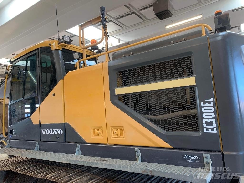 Volvo EC 300 E Верижен екскаватор