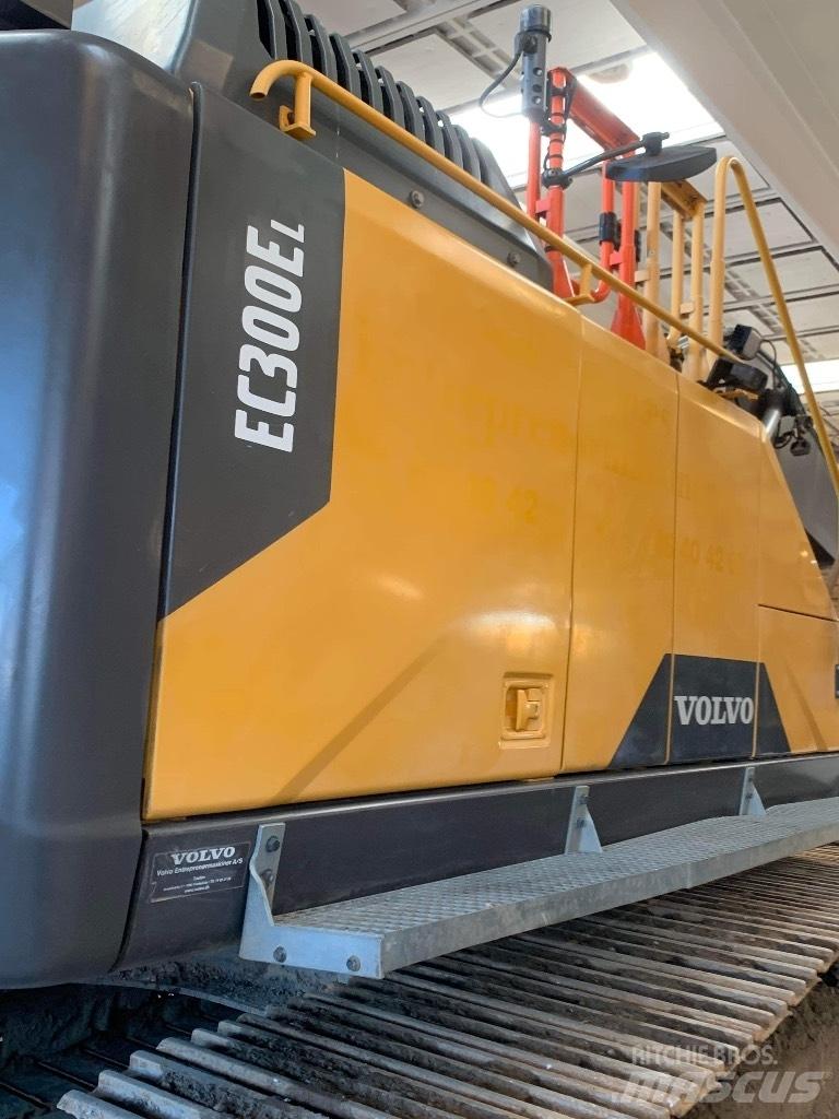Volvo EC 300 E Верижен екскаватор