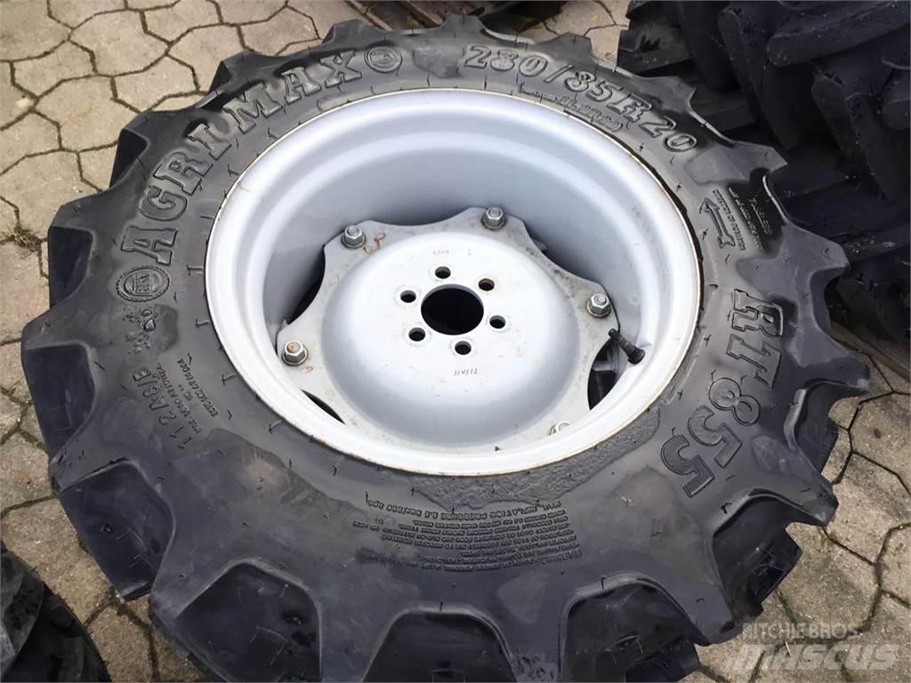 BKT 280/85R20 Колелета/Гуми