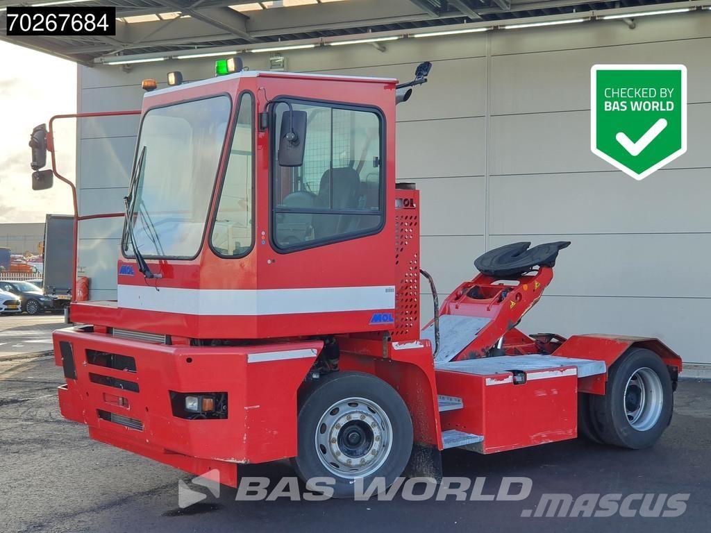 MOL MY225 4X2 Терминални трактори