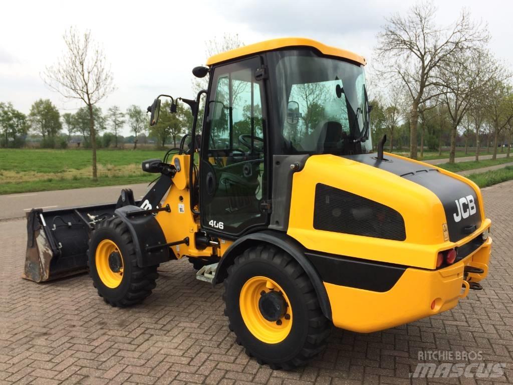 JCB 406 Колесни товарачи