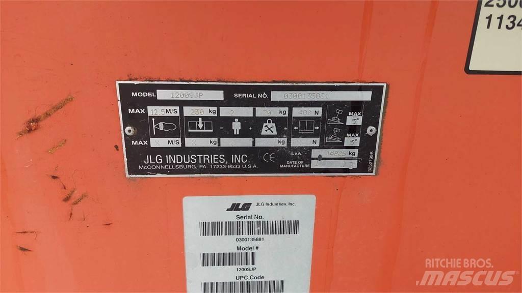 JLG 1200SJPG Телескопични повдигачи
