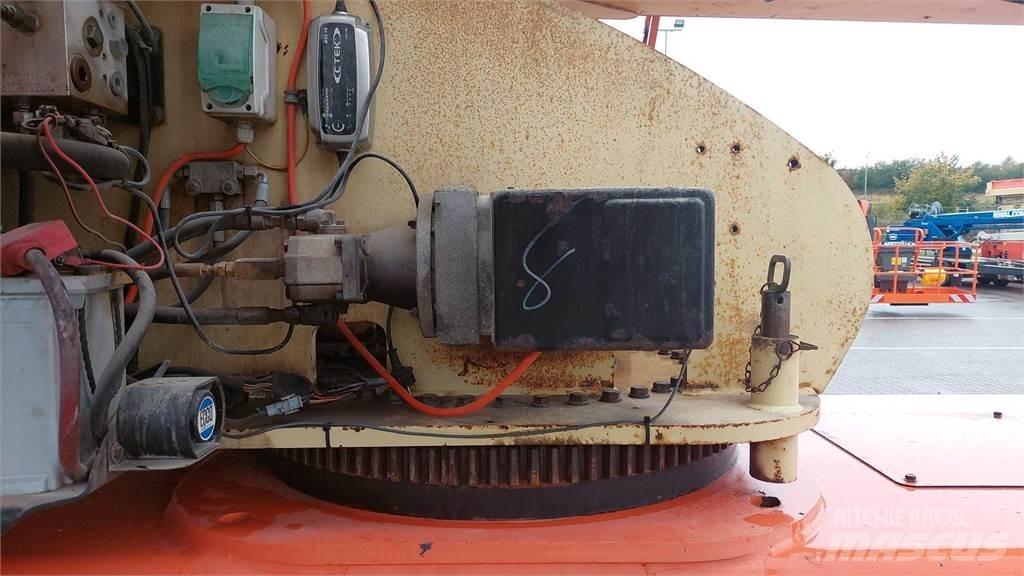 JLG 1200SJPG Телескопични повдигачи
