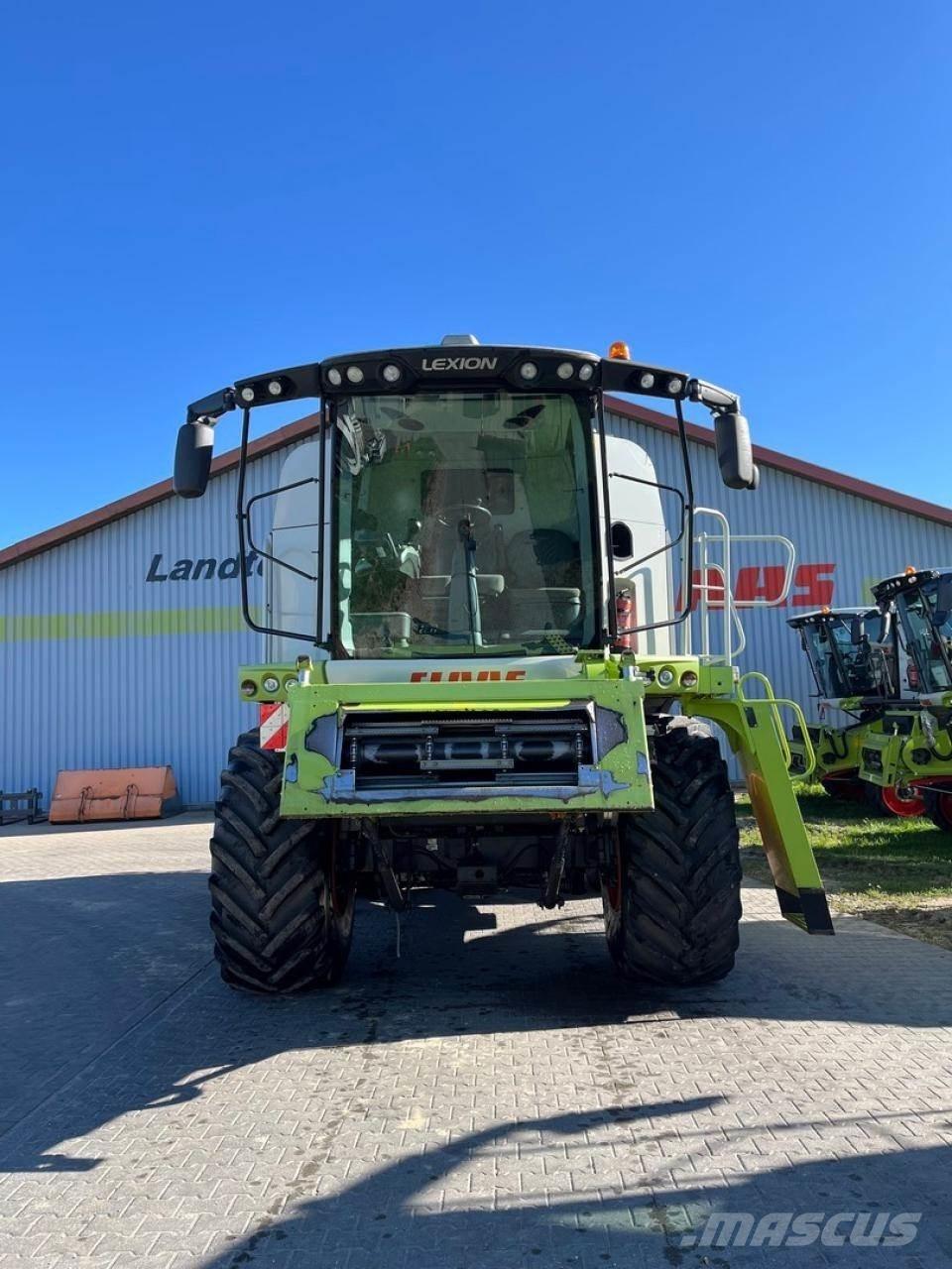 CLAAS Lexion 750 Комбайни