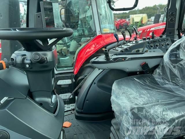 Valtra T215A Трактори
