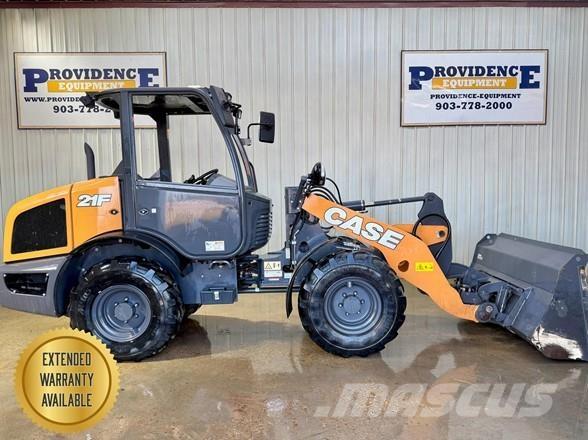 CASE 21F Колесни товарачи
