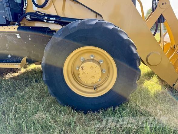 CAT 416ST HRC Товарач със заден ексватор