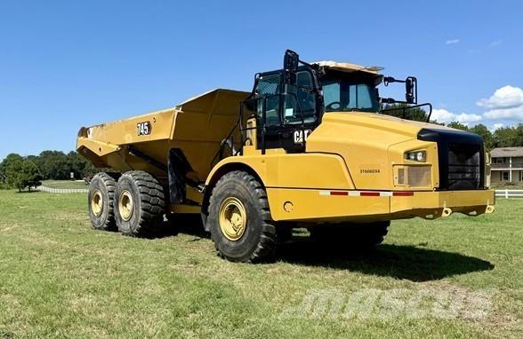 CAT 745 Дъмпери/моторни превозни средства