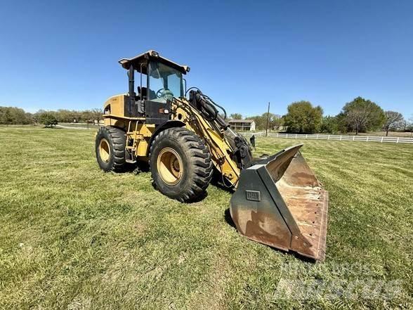 CAT 924G Колесни товарачи