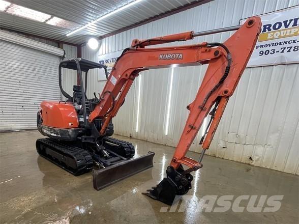 Kubota KX121-3 Мини екскаватори < 7 т