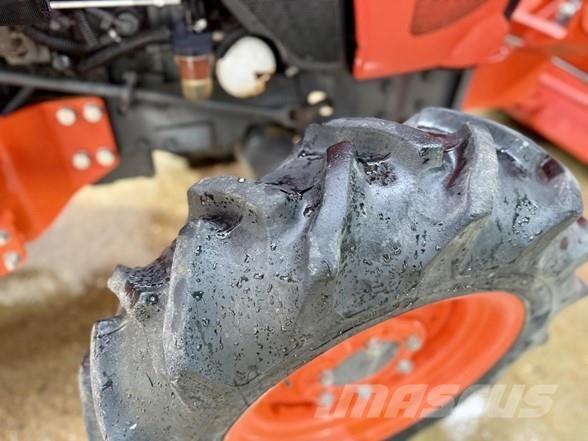 Kubota L2501 Трактори