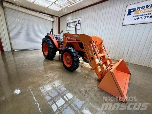Kubota M9960HD Трактори