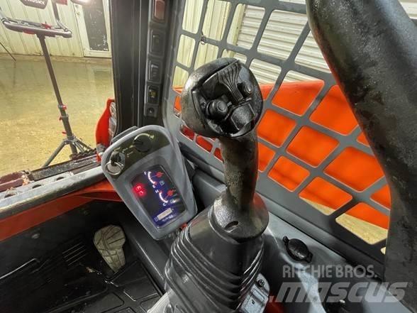 Kubota SSV65 Мини товарачи
