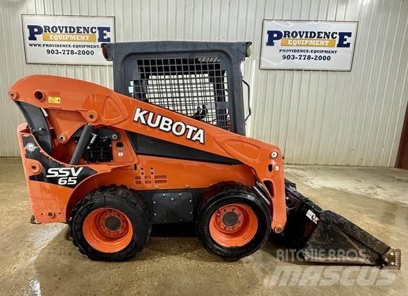Kubota SSV65 Мини товарачи
