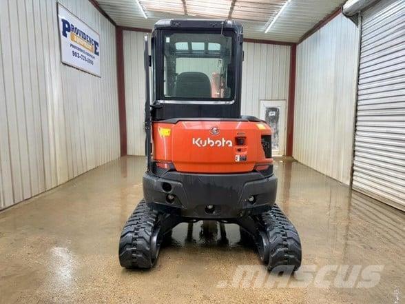 Kubota U35-4 Мини екскаватори < 7 т