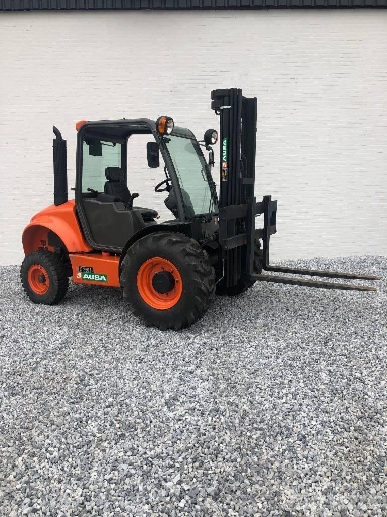 Ausa C 250 H X2 Дизелови камиони