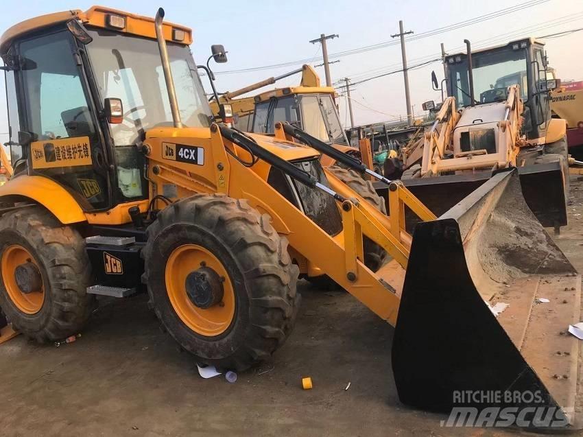 JCB 4CX Товарач със заден ексватор