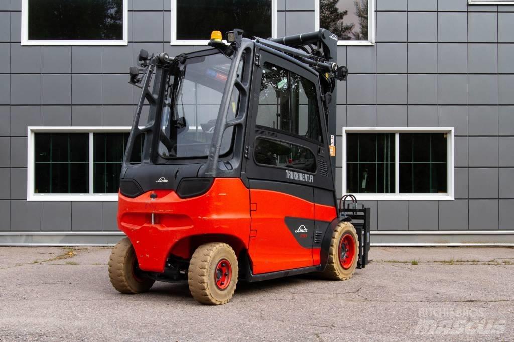 Linde E50HL-01 Електрически вилични кари-повдигачи