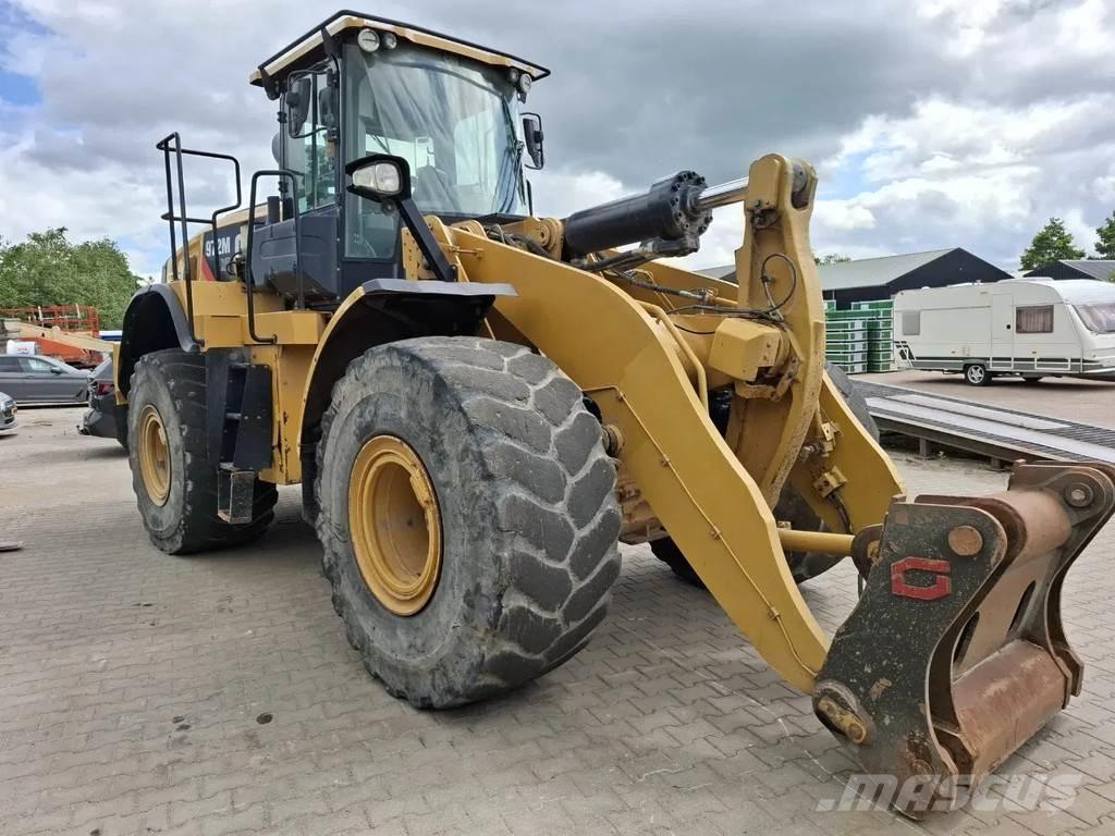 CAT 972 MXE Колесни товарачи