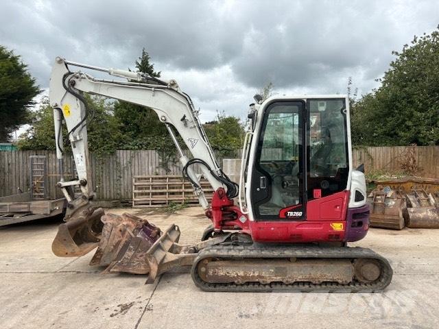 Takeuchi TB 260 Мини екскаватори < 7 т