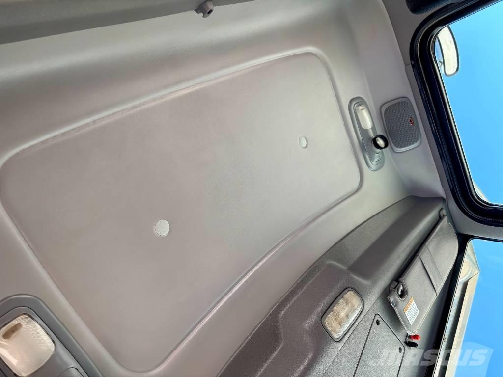 Peterbilt 389 Влекачи