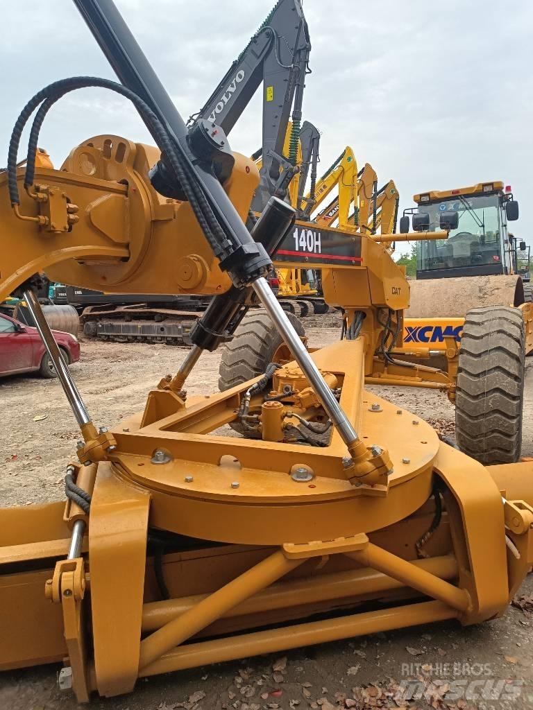 CAT 140 H Грейдери