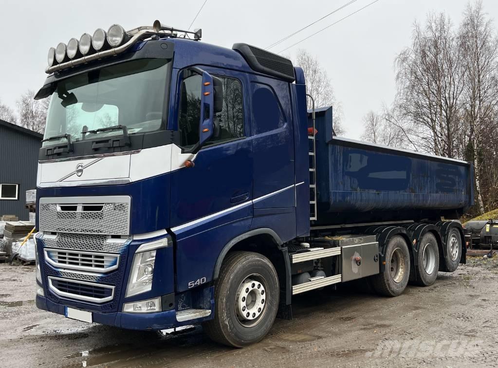 Volvo FH 12 Камиони с кран с кука