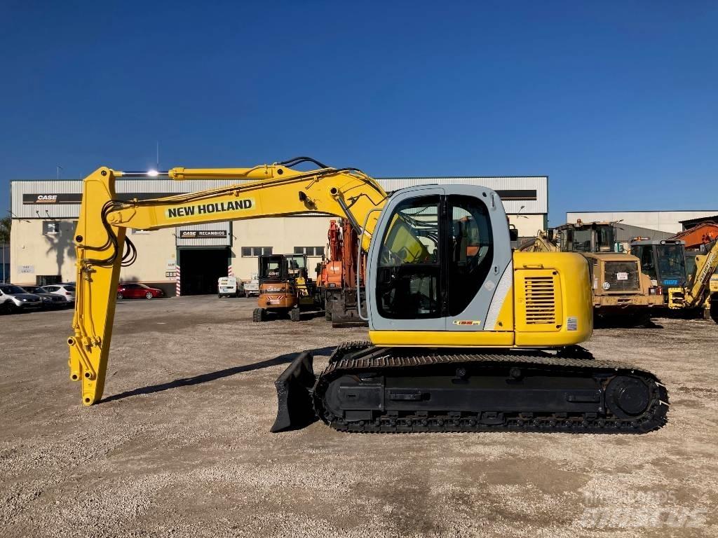 New Holland E 135 SR Средни екскаватори 7т - 12т