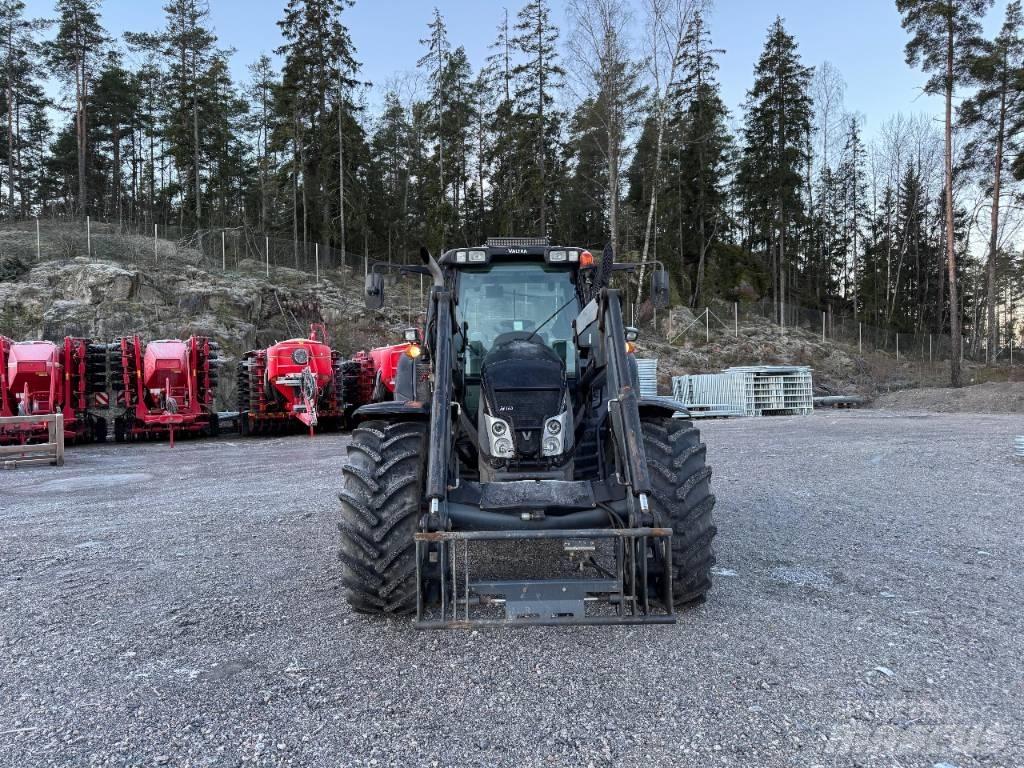 Valtra N163 Direct Трактори