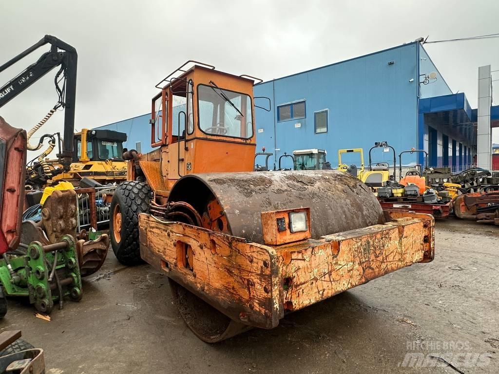 Hamm 2510 SD Еднобарабанни ролки

