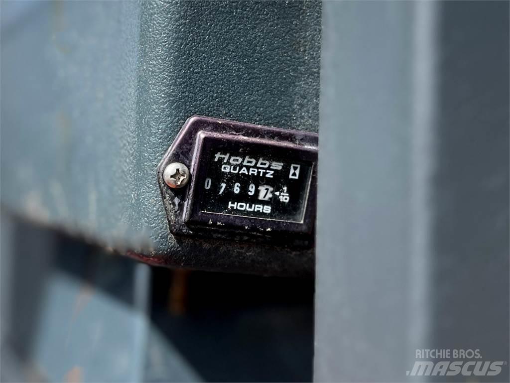 Moffett M3 20.3 Вилични кари-повдигачи - други