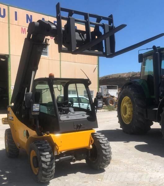 JCB 520-40 Телескопични товарачи за селското стопанство