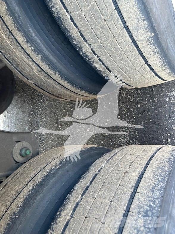 Utility 3000R Температурно-контролирани полуремаркета
