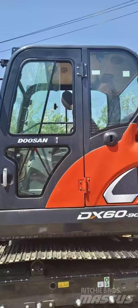 Doosan DX60 Мини екскаватори < 7 т