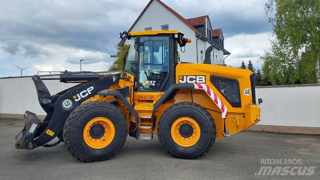 JCB 437 ZX Колесни товарачи