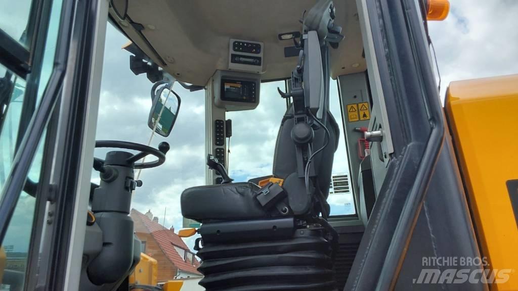 JCB 437 ZX Колесни товарачи