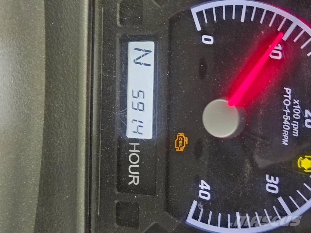 Kioti NX 5510 HST Компактни трактори