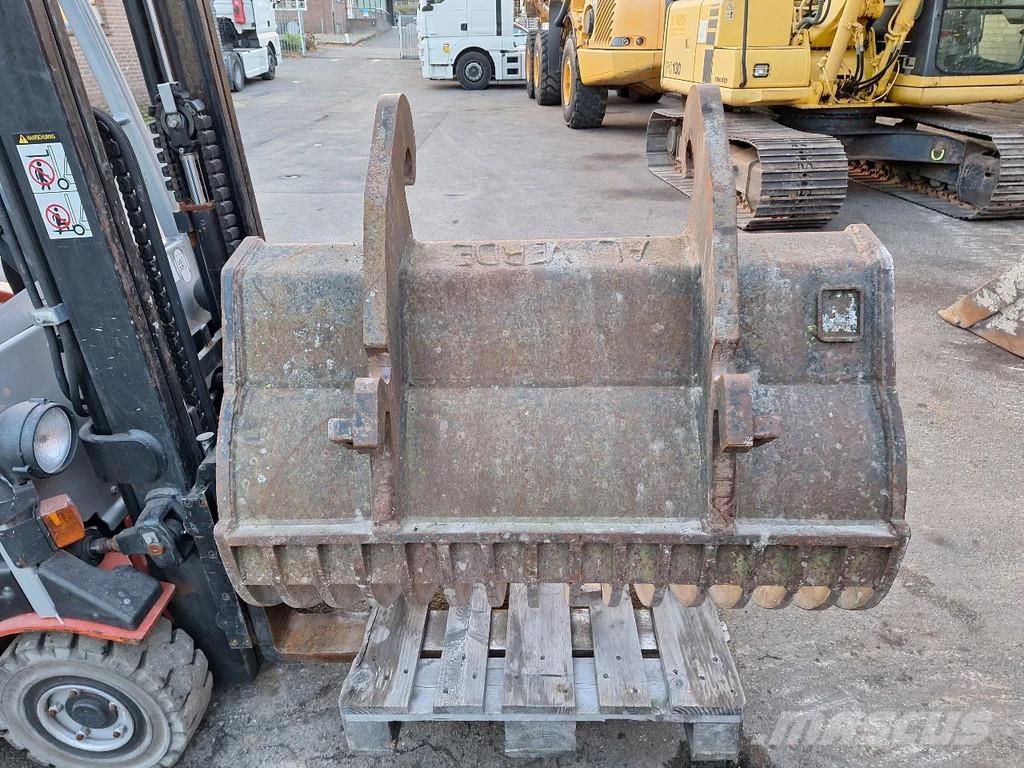 Komatsu PC130-6K Верижен екскаватор